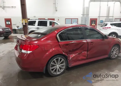 2014 Subaru Legacy 2.5 I Sport z USA, uszkodzony, nr VIN 4S3BMBH66E3013133